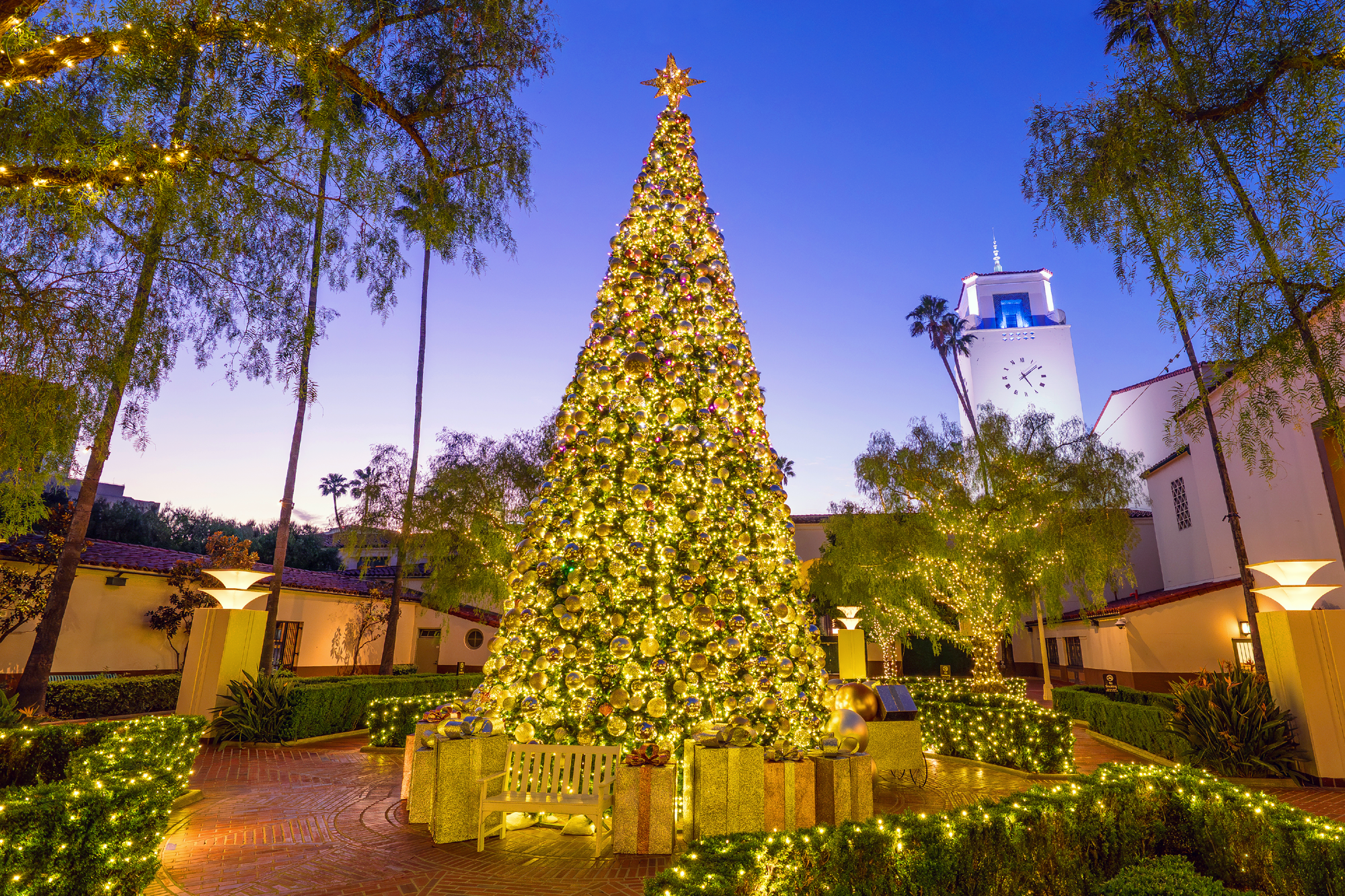 LAUS Holiday X Union Station Los Angeles