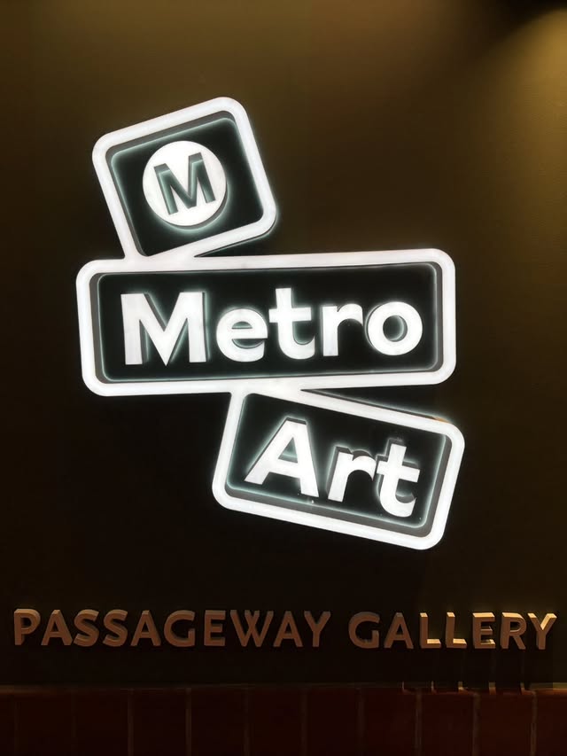 Instagram - Metro Art